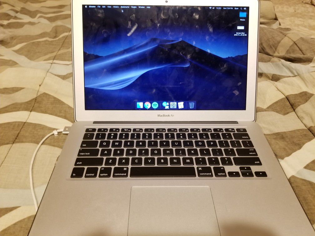 2015 MacBook Air 13 inch 128 GB