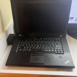 Lenovo ThinkPad T520 Laptop with Two Monitors