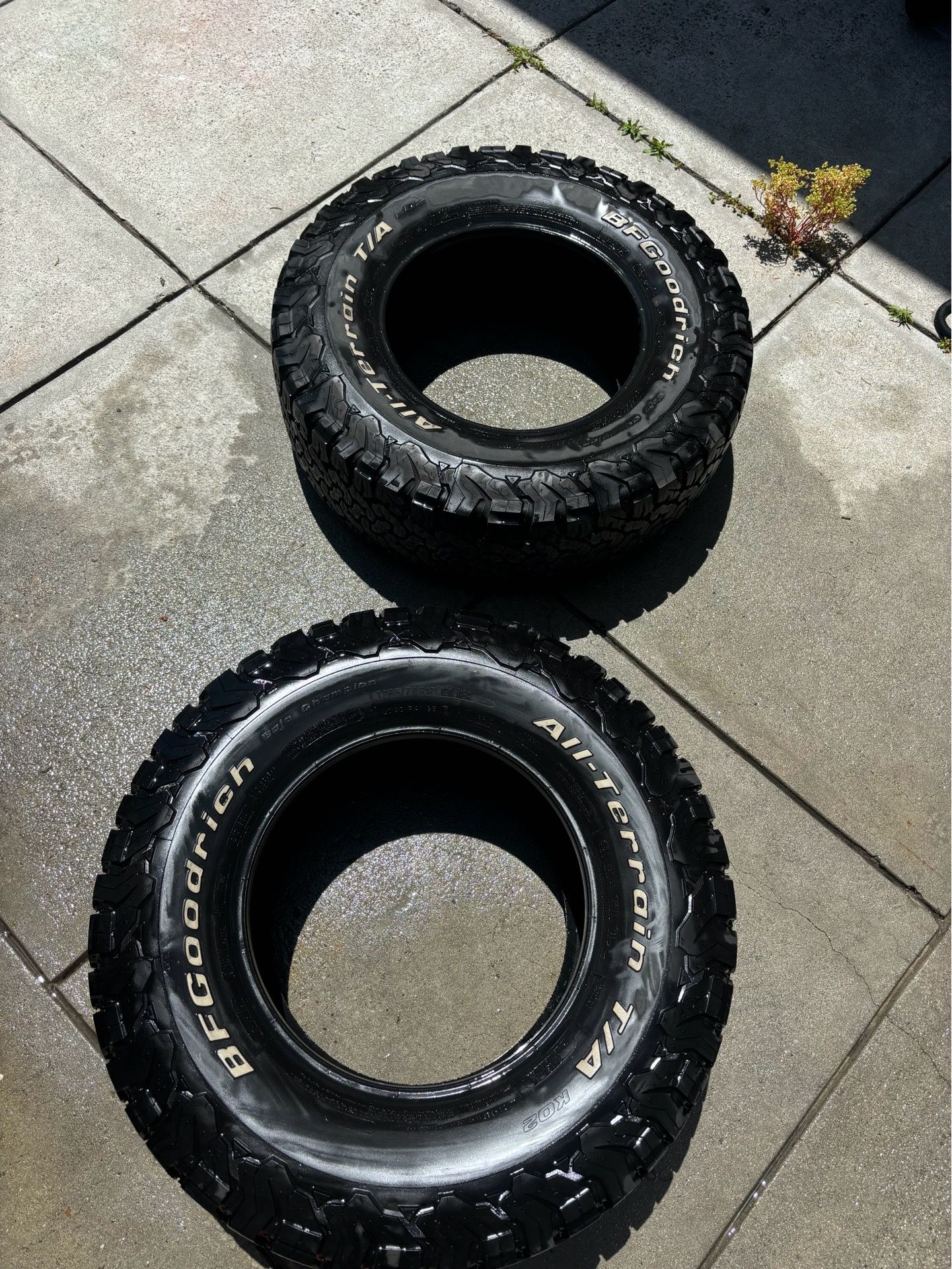 BFGoodrich All-Terrain T/A KO2 Tires - Pair of 2 - LT285/70R17