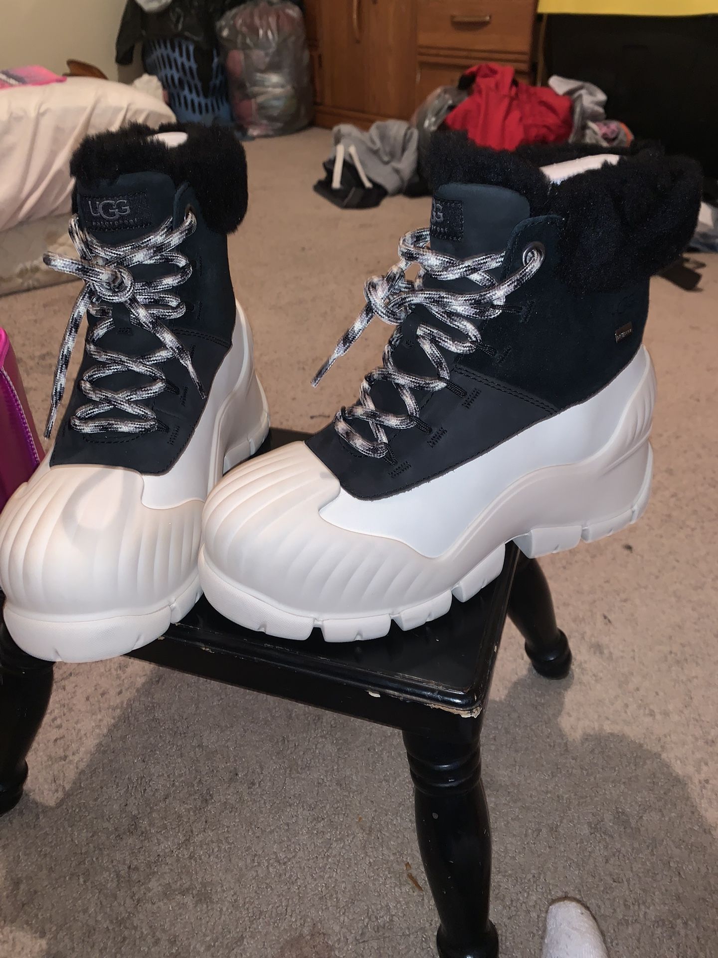 Brand New Uggs Size 9