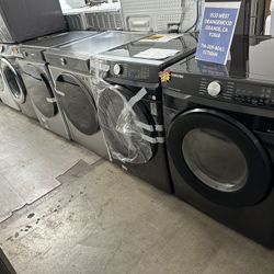 New Open Box Washer And Gas Dryer