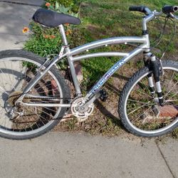 Diamondback Voyager II 21 Speed