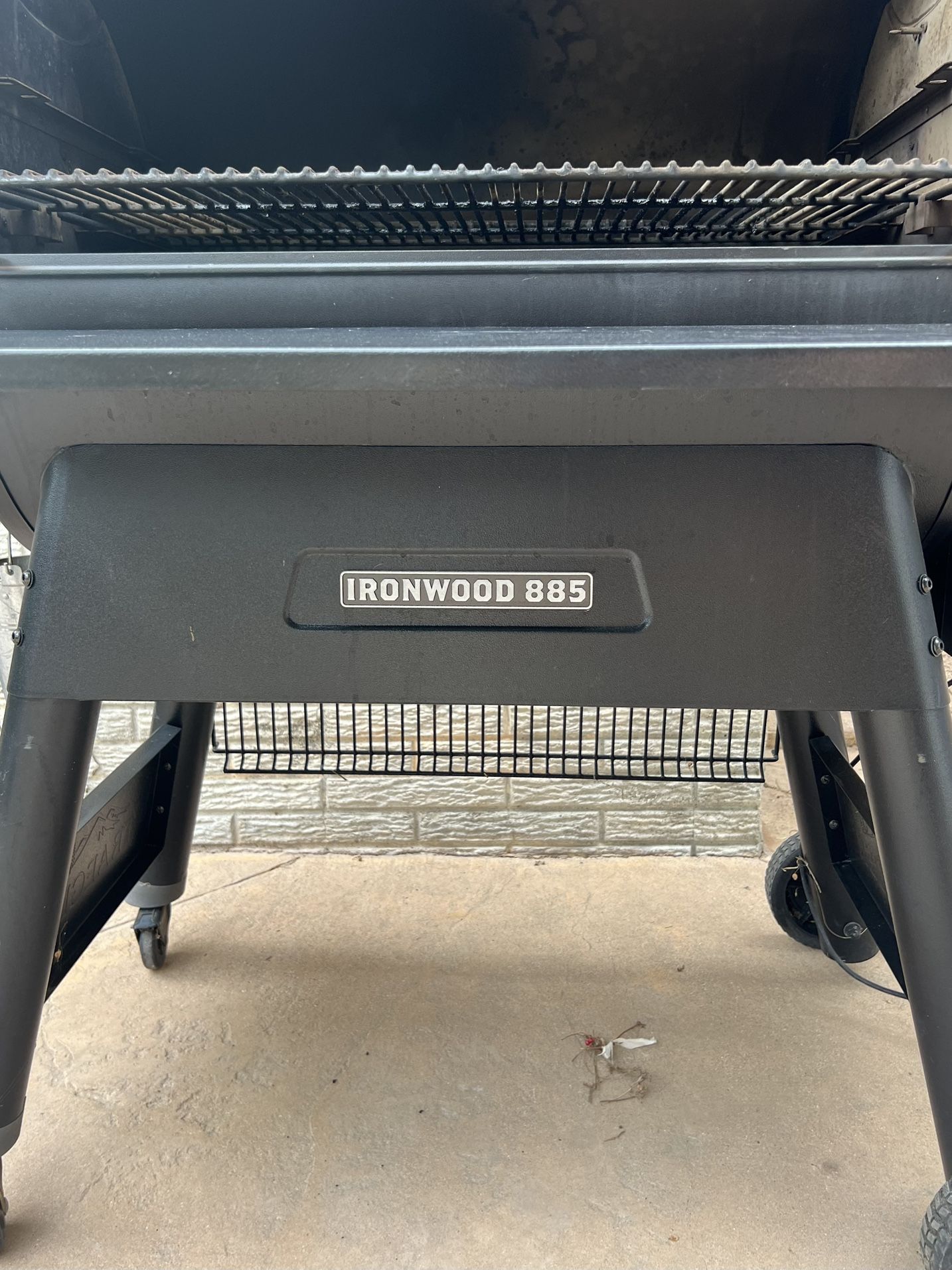 Traeger Ironwood 885