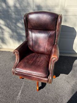 Seven Seas Seating Leather Executive Chair by Bradington-Young