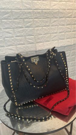 Shoulder bag, black Lam leather , soft 16x4