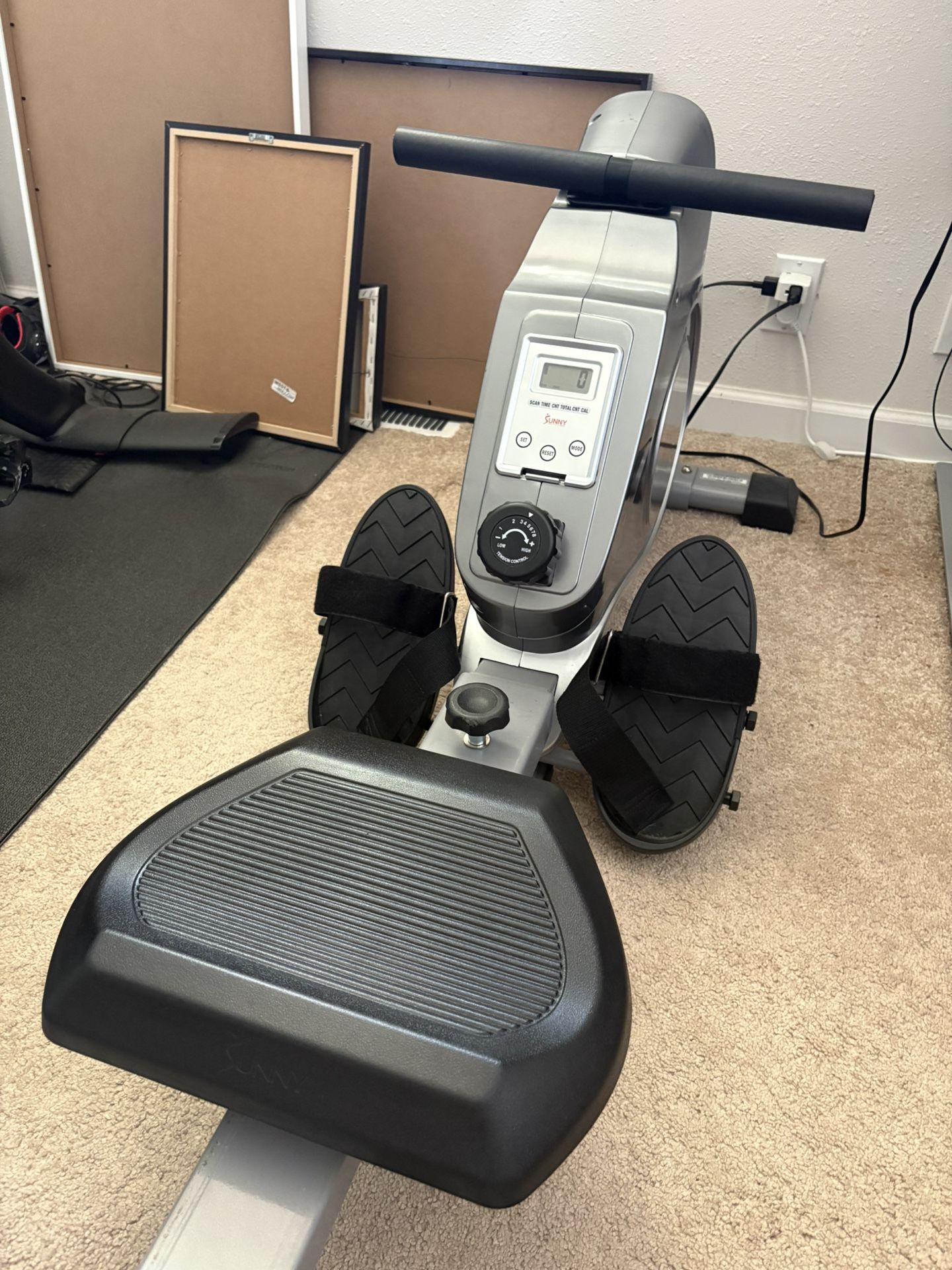 Sunny Magnetic Rowing Machine - SF-RW5515