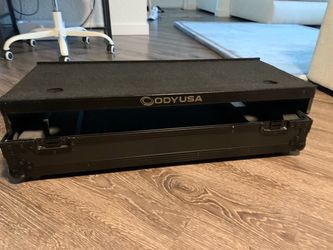 Odyssey Black Label DJ Flight Case for Pioneer DDJ-FLX6 – Excellent Condition