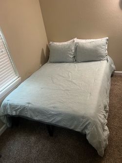 Complete Full-Sized Bed Set up