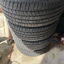 275/55r20 Michelin