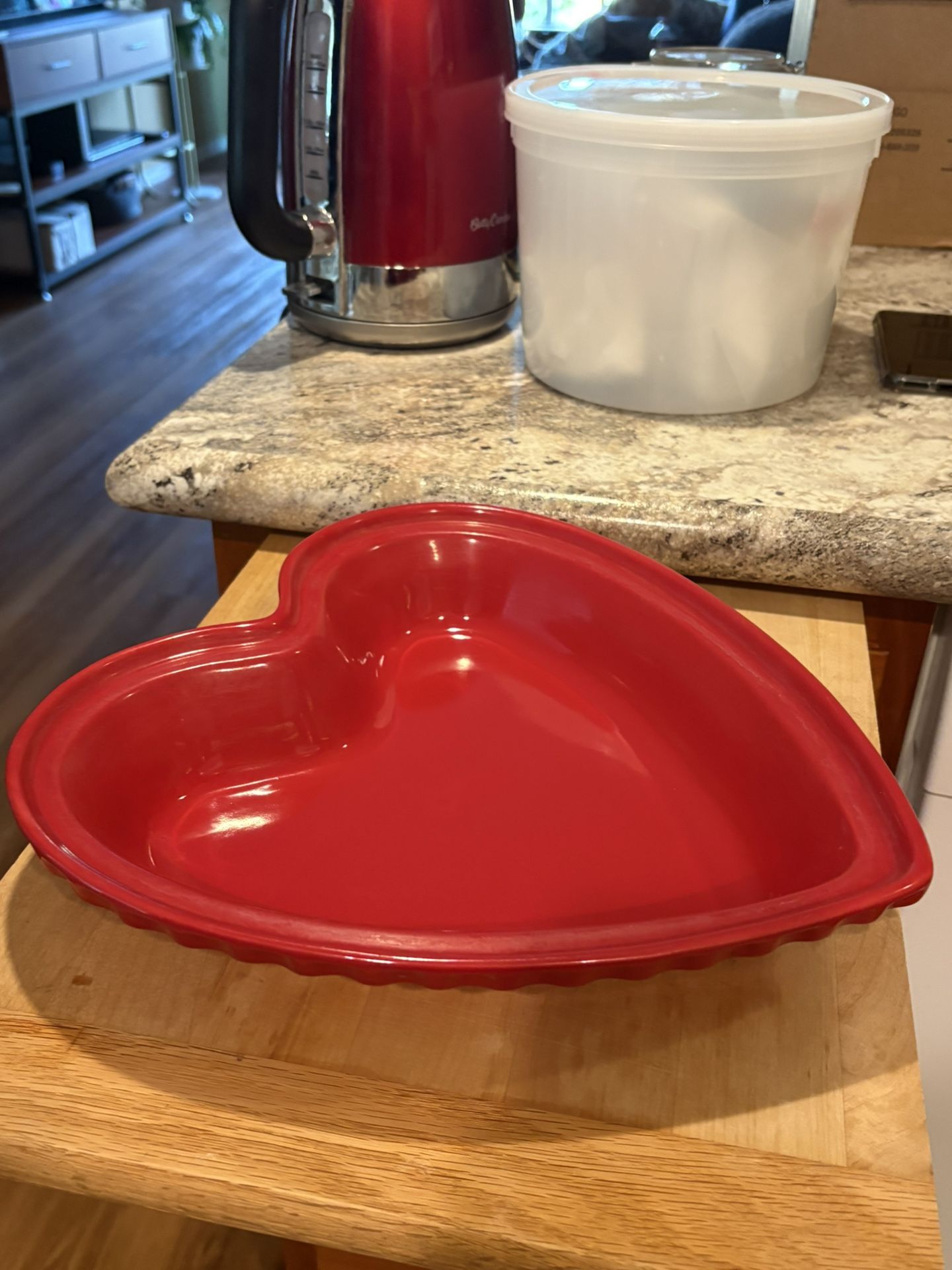Pie Plate HEART SHAPPED
