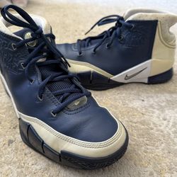 Vintage Nike Uptempo Basketball Shoes Men’s Size 10, Not Kobe, LeBron, Jordan, Travis Scott, Supreme, Union