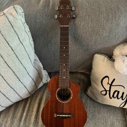 Ibanez ukulele 