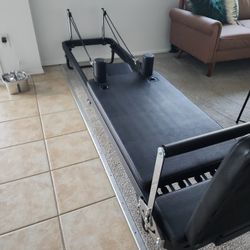 Foldable Pilates Reformer Machine