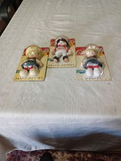 Vtg. 2000s Campbell Soup Kids Beanie Magnet Dolls