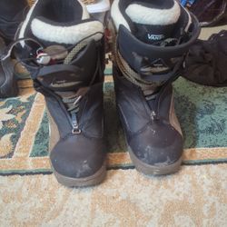 Vans Snowboard Boots Woman's