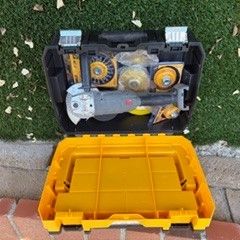 Powerplus POWE20020 – 900W Angle Grinder