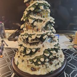 Thomas Kinkade Village Illuminated Christmas 2004 Limited Edition Porcelain Tree