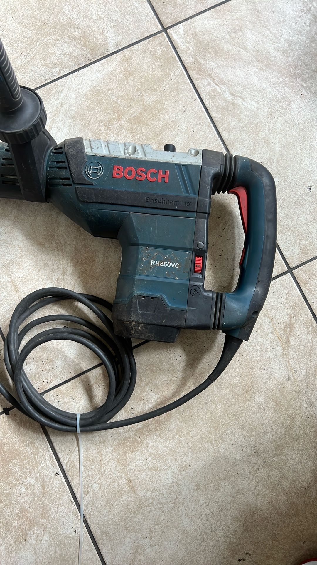 Hammer Bosch RH850VC