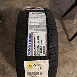 Tire 245/45 R17 99W Toyo Tires 
