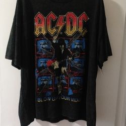 New With Tags AC/DC Tee Shirt