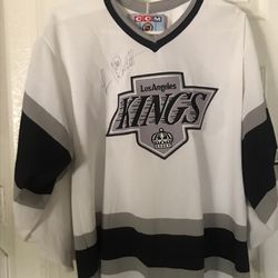 Kings Jersey Signed Large 