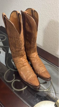 LUCCHESE WOMEN'S SAVANNAH BOOTS N4540 size 8B $200 OBO