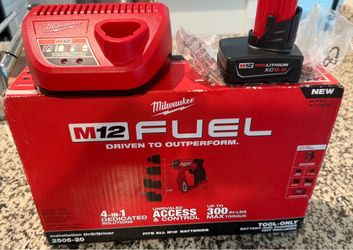 Milwaukee M12 FUEL Brushless Cordless 4-in-1 Installation 3/8 in. Drill Driver, XC 6.0 Battery and Charge