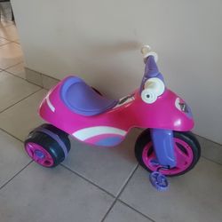 Girls Huffy Ride On Toy
