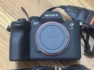Sony Alpha A7 IV 33MP Mirrorless Body Only Shutter Count 290
