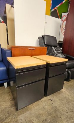 Herman Miller Mobile Pedestal