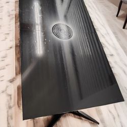 Dining Room Table 