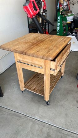Kitchen Island on wheels