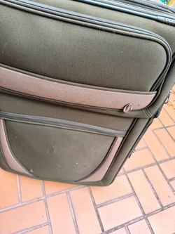 Soft-Side Rolling Luggage Suitcase 29. X 18 x 11Large