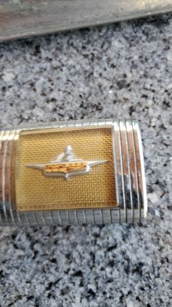 1940s DeSoto steering wheels horn badge