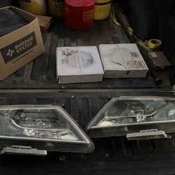 2014 Nissan Pathfinder Headlights