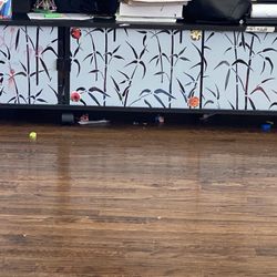 TV Stand/Entertainment Center $10 