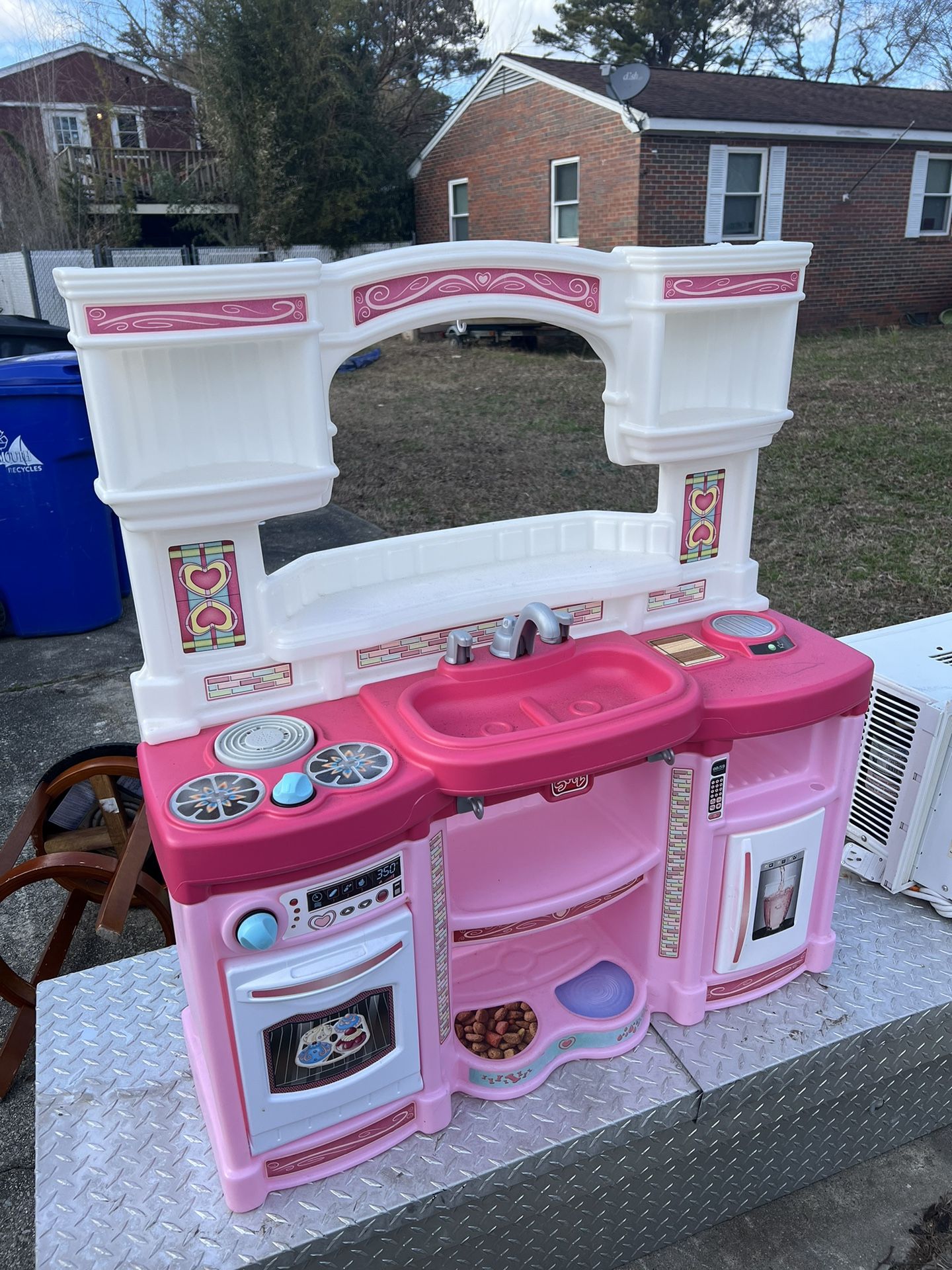 kids kitchen