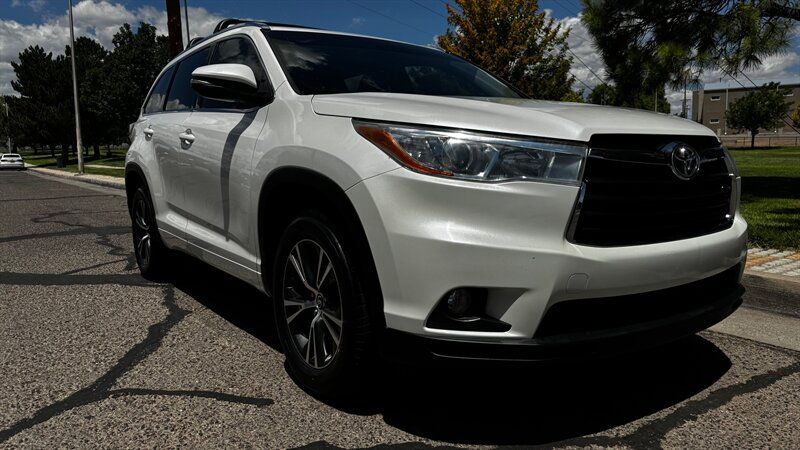 2016 Toyota Highlander XLE