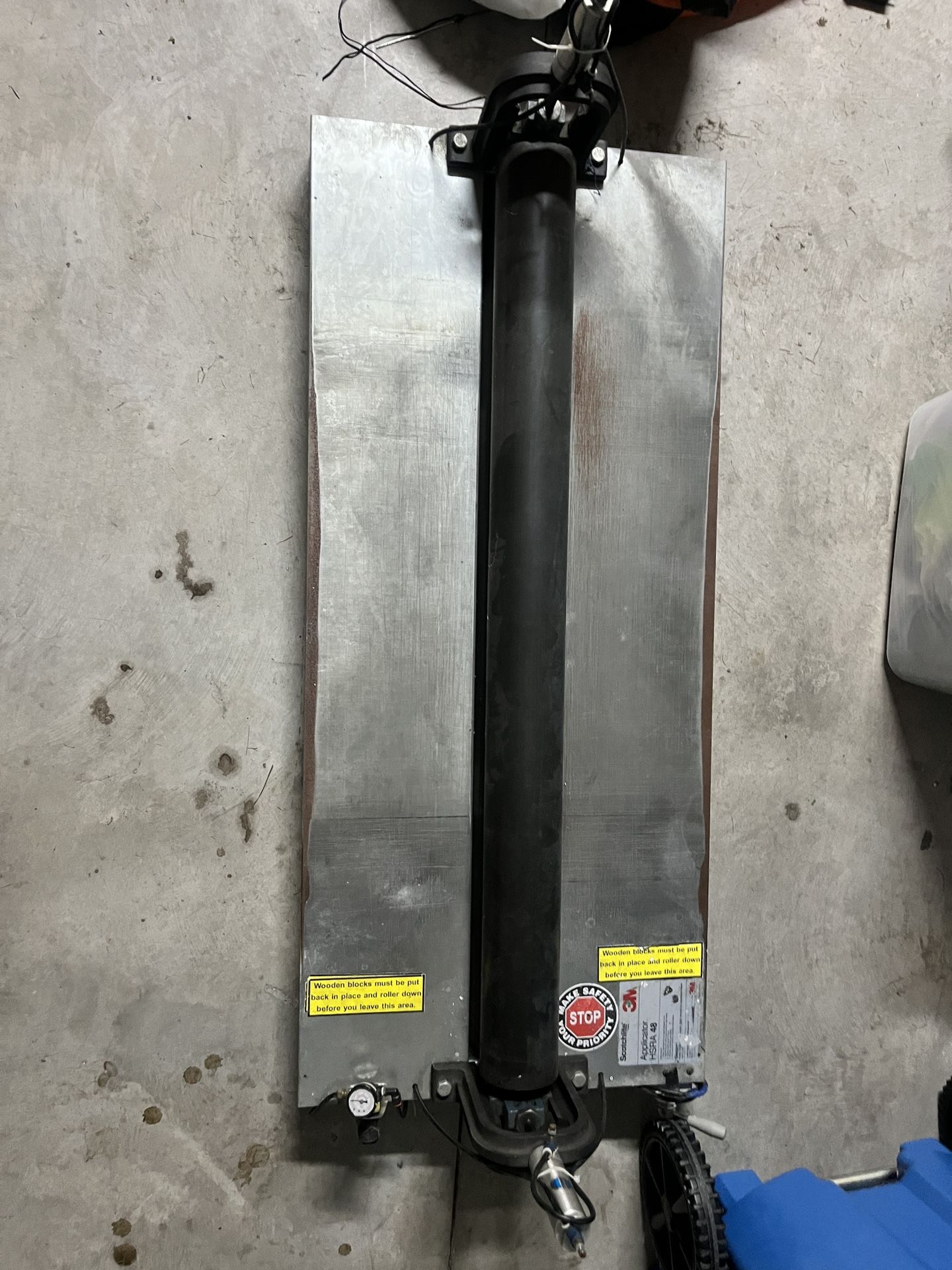 48″ Hand Squeeze Roll Applicator (HSRA-48)