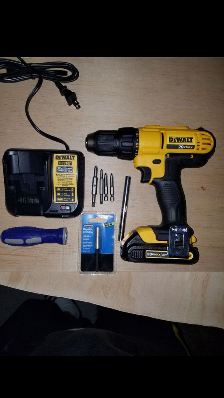 New dewalt 20v MAX drill/driver kit 2 speed