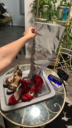 7.5/8 size ladies FUN heels