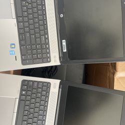 Bundle Of Laptops With Docking Stations