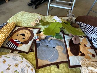 Baby crib sheet set