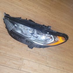 2017-2020 Ford Fusion Left Drivers Side Headlight Oem  Led