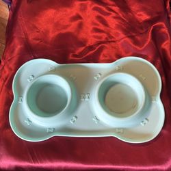 Dog Bowls Double Dog Water and Food Bowls Stainless Steel Bowls with No-Slip Base, Cute Modeling Dish for Feeder Dogs Cats Rabbit and Pets,Green