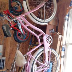 Beach cruiser bicycle