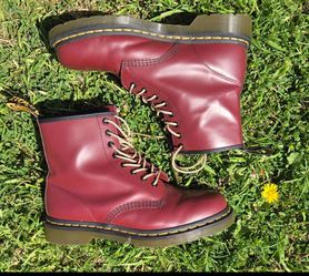Burgundy red Doc Marten boots women's 9.5 / men's 8