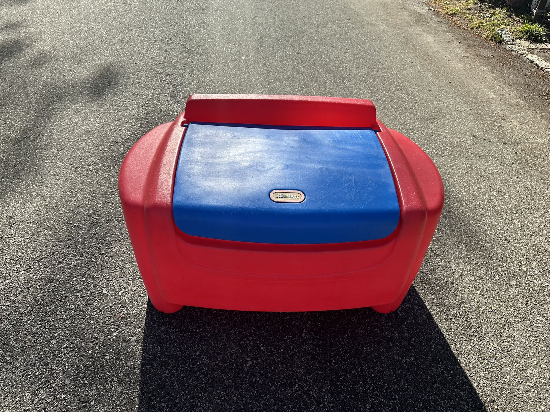 Little Tikes Toy Box