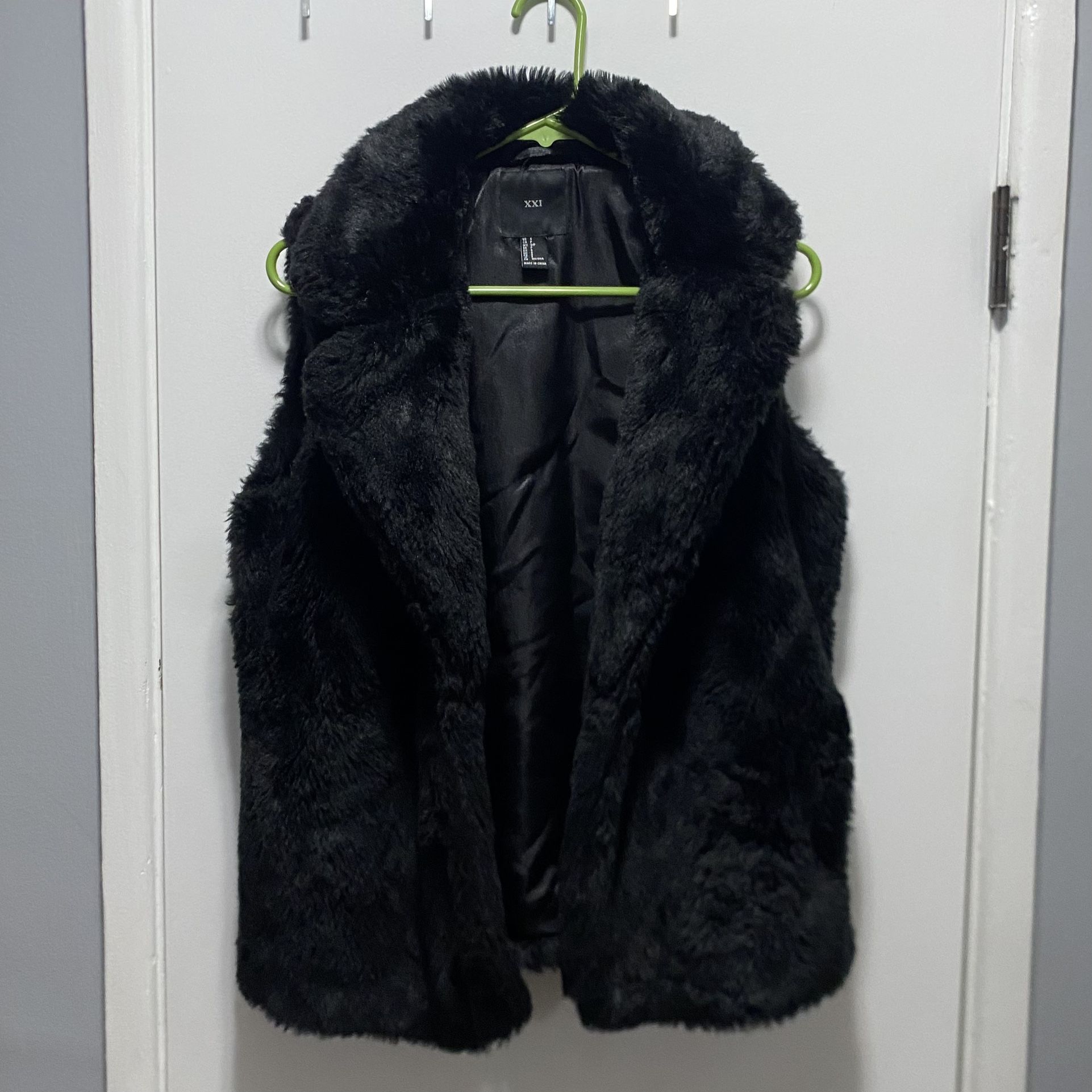XXI Fur Vest
