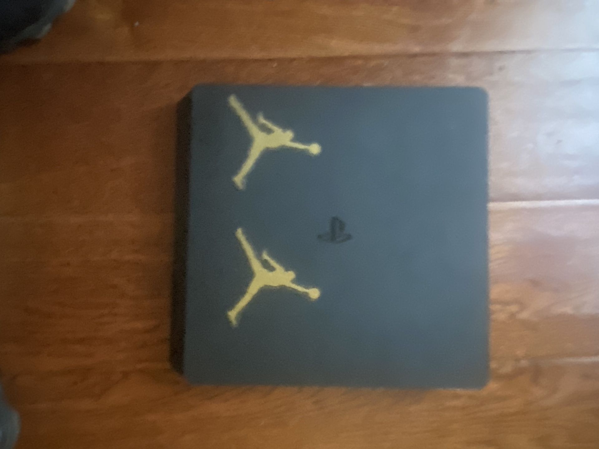 PS4 Slim